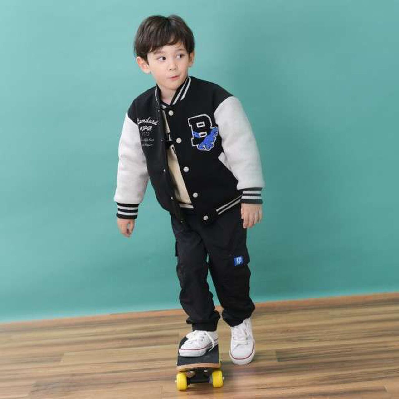 KP Boy Dinosaur Patch Stadium Jacket (90 to 130),Black, large image number 1