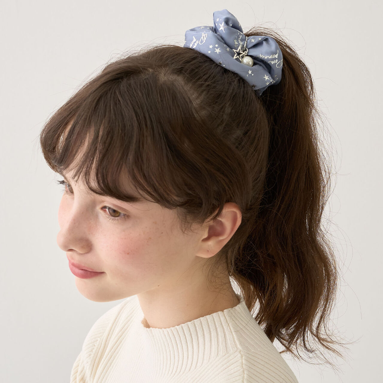 Star All-Over Print Scrunchie,Black, large image number 1
