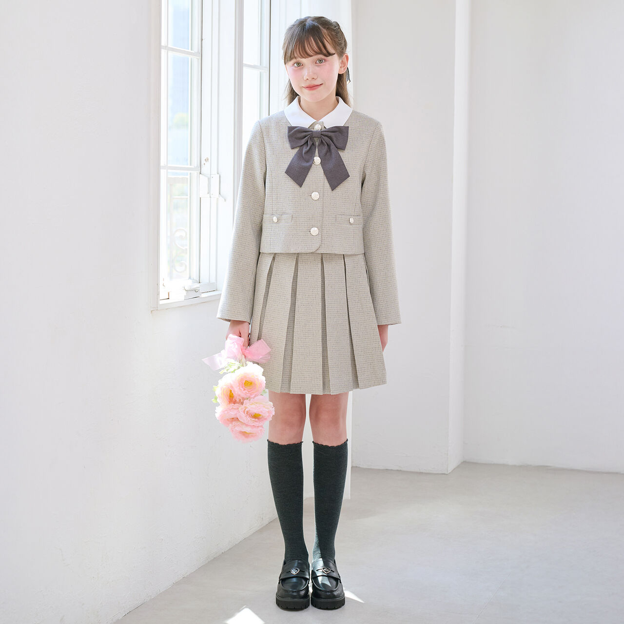 Heart Plate Loafers,Black, large image number 11