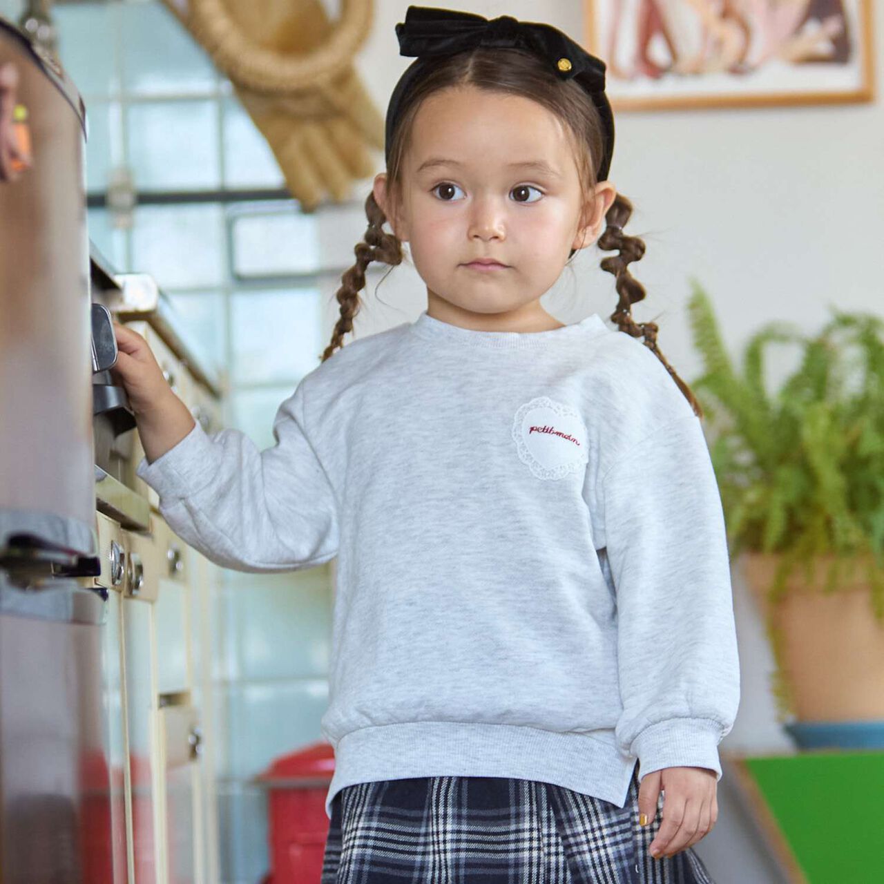 [Affordable] GIRLS Sweatshirt,Smoke white, large image number 0