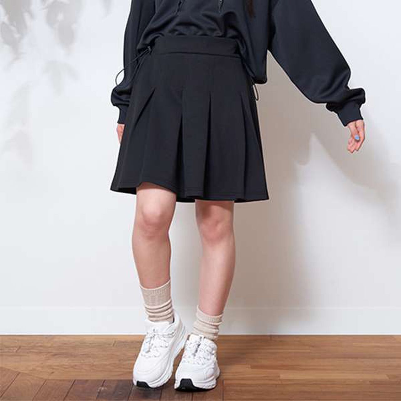 [LTXC] Flare Skirt with Inner Pants Included - Cardboard Box Design,Black, large image number 0