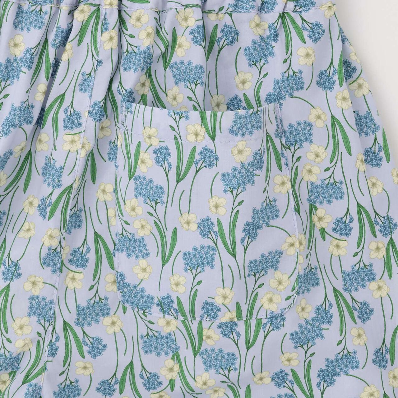 Assorted All-Over Pattern Tiered Blouse & Scallop Trim Pants Set,Emerald green, large image number 18