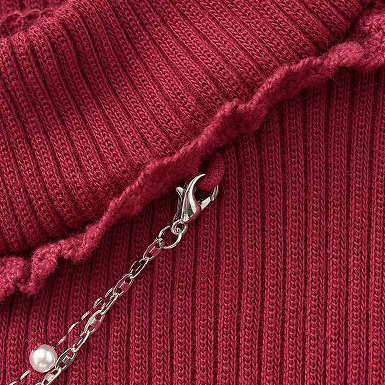 Necklace & Embroidered Ribbed Long-Sleeve T-Shirt,Off white, large image number 13