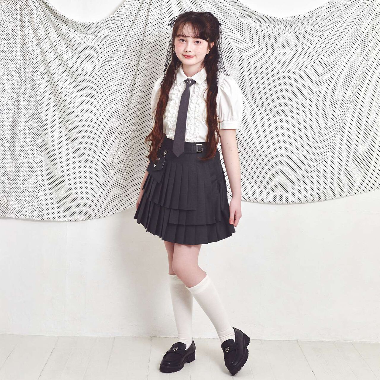 Ribbon & Logo Knee-High Socks,Silver gray, large image number 14