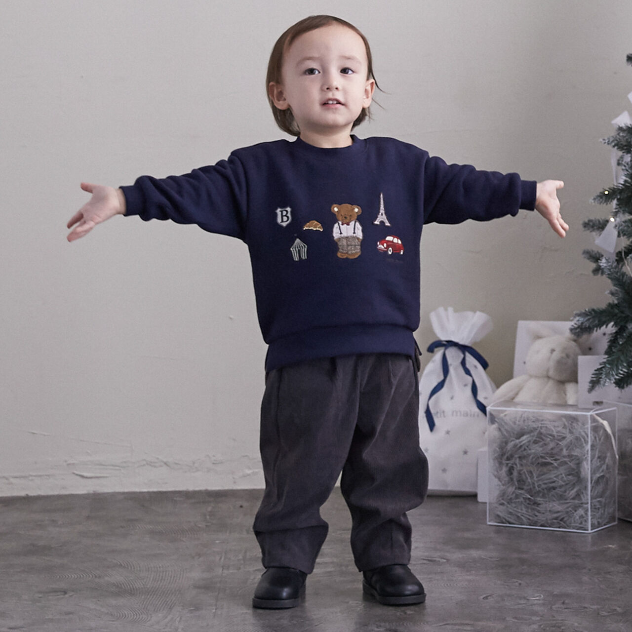 Bear Motif Sweatshirt,Navy, large image number 2