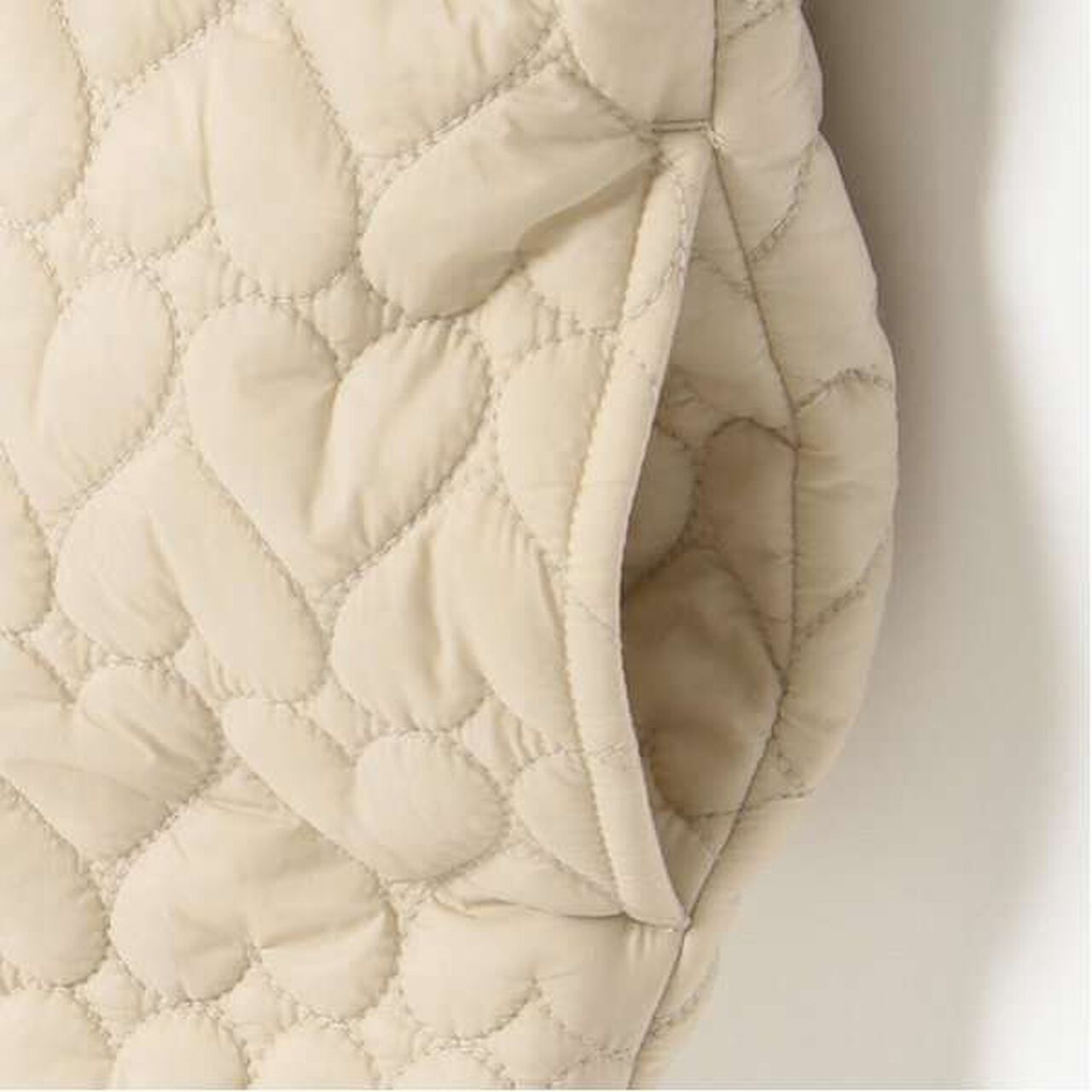 [Link] Assorted Quilted Jacket,Black, large image number 2