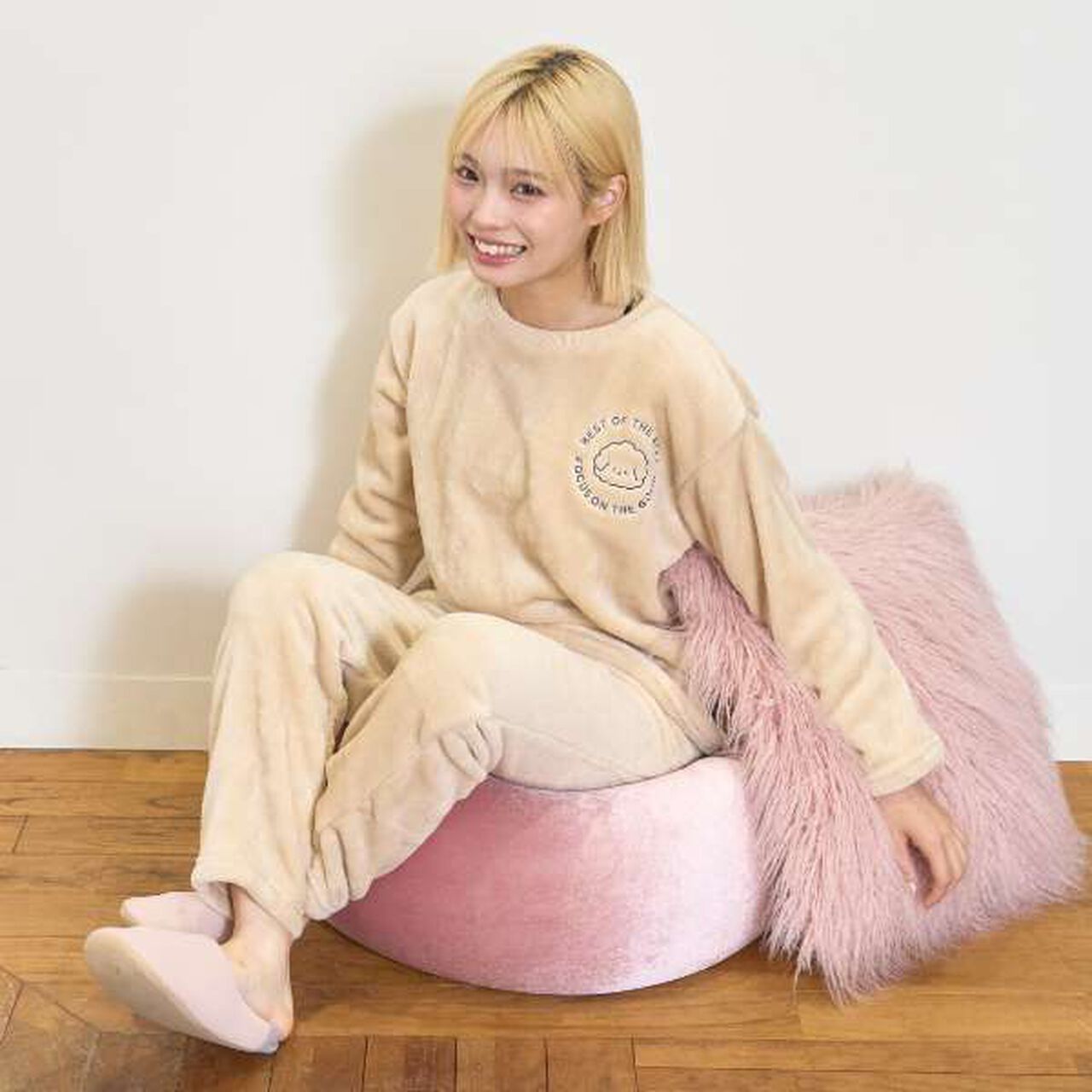 Warm Animal Circle Embroidered Loungewear & Pajama Pants Set,Beige, large image number 2