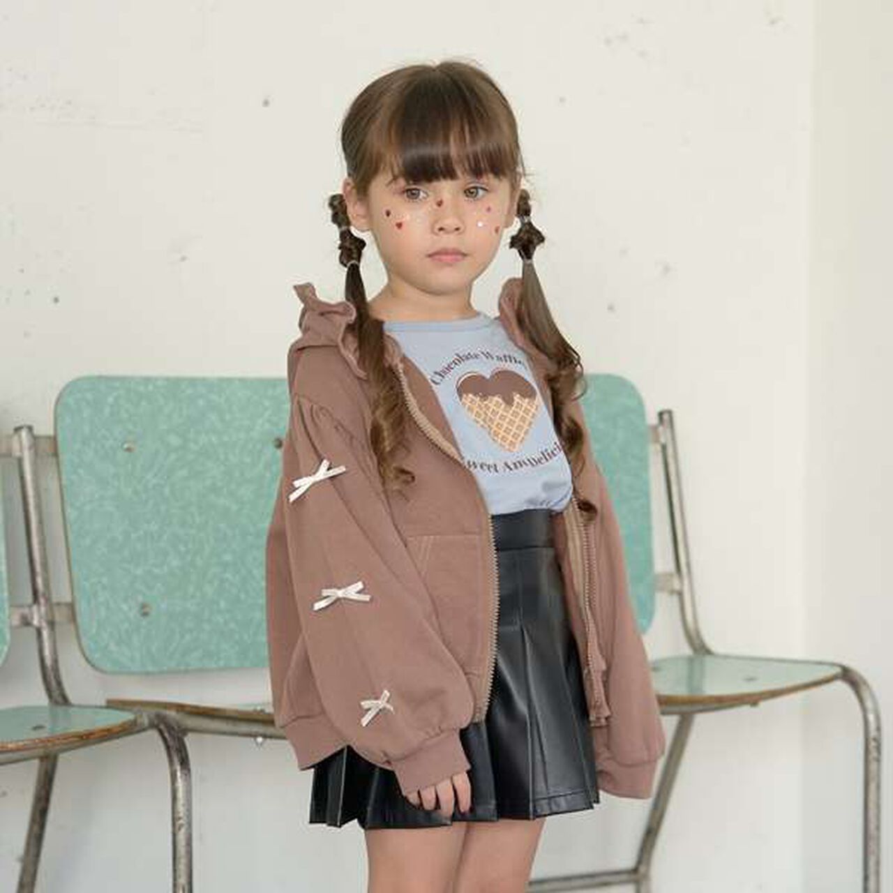 Pilling-Resistant Ribbon Frill Zip Hoodie,Light pink, large image number 23