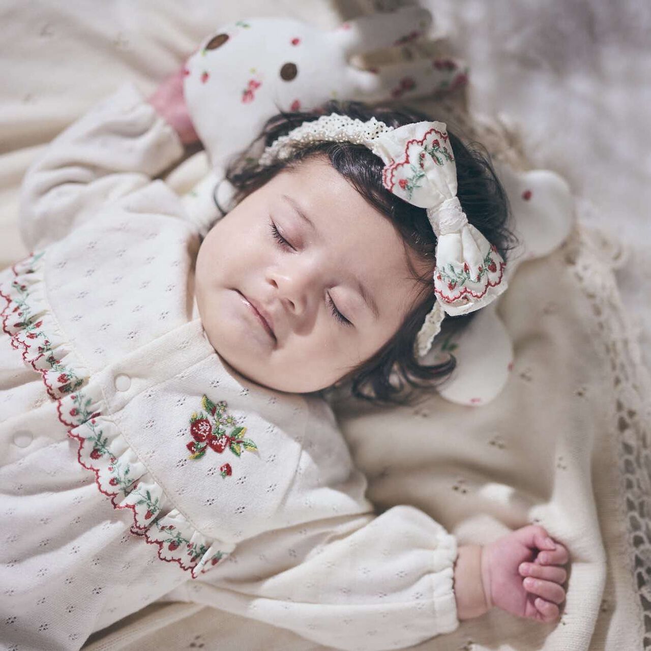 Wild Strawberry Yoke Switch 2WAY Romper [Organic] [Made in Japan],Pearl white, large image number 2