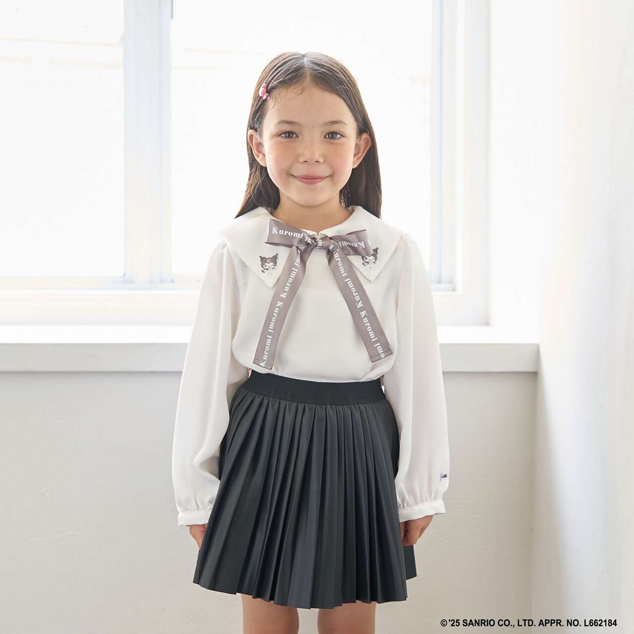 Sanrio Characters Bow Tie Blouse,Black, large image number 26