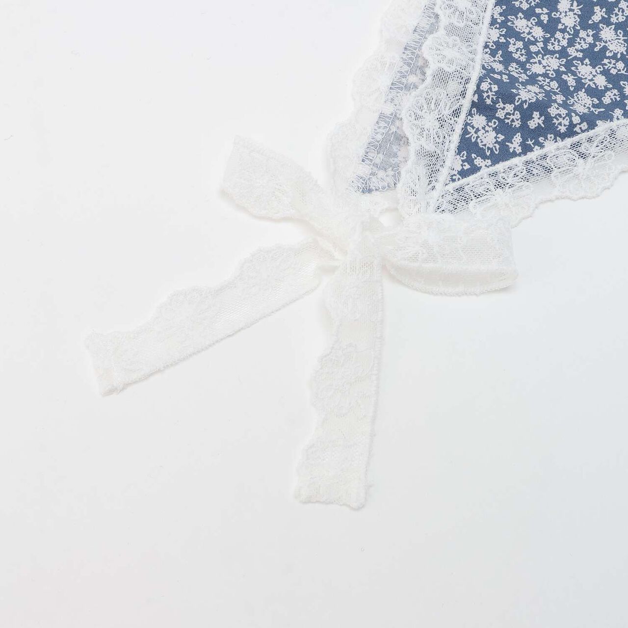 Lace-Trimmed Babushka/L,Ivory, large image number 6