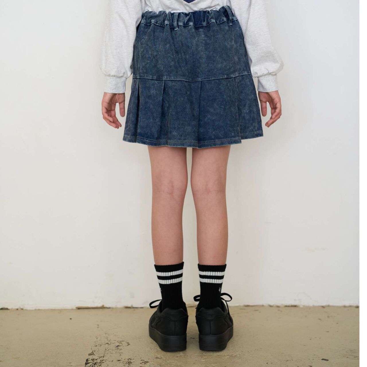 [Stretch] Denim-Look Cut Pleated Skirt,Blue, large image number 12