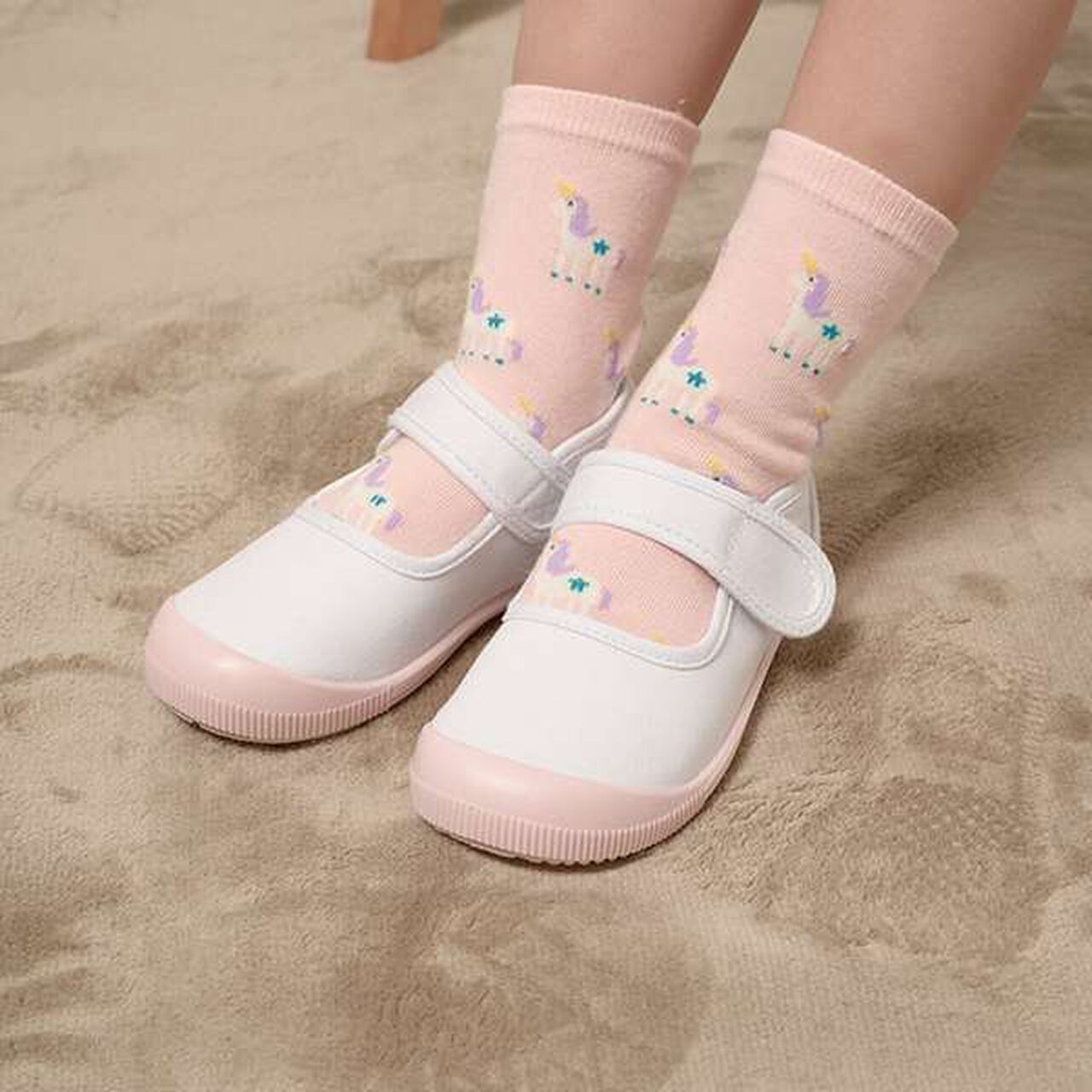 Easy-to-Wear Indoor Shoes [Paka-Open Design],Light pink, large image number 6