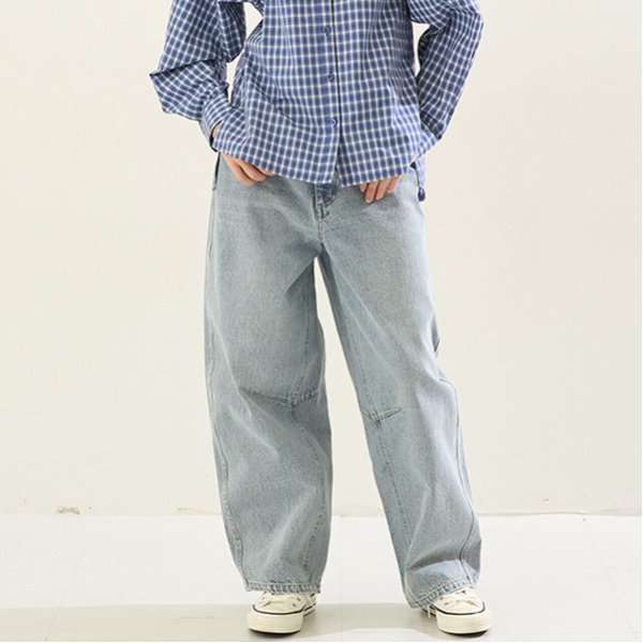 [AMI] Belted Barrel Silhouette Pants,Light blue, large image number 0