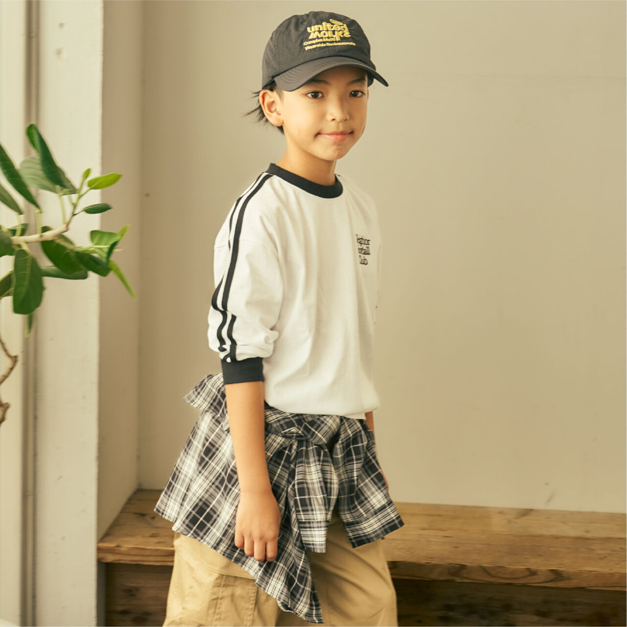 [Stain Resistant] Long-Sleeve T-Shirt with Sleeve Stripes,White, large image number 0