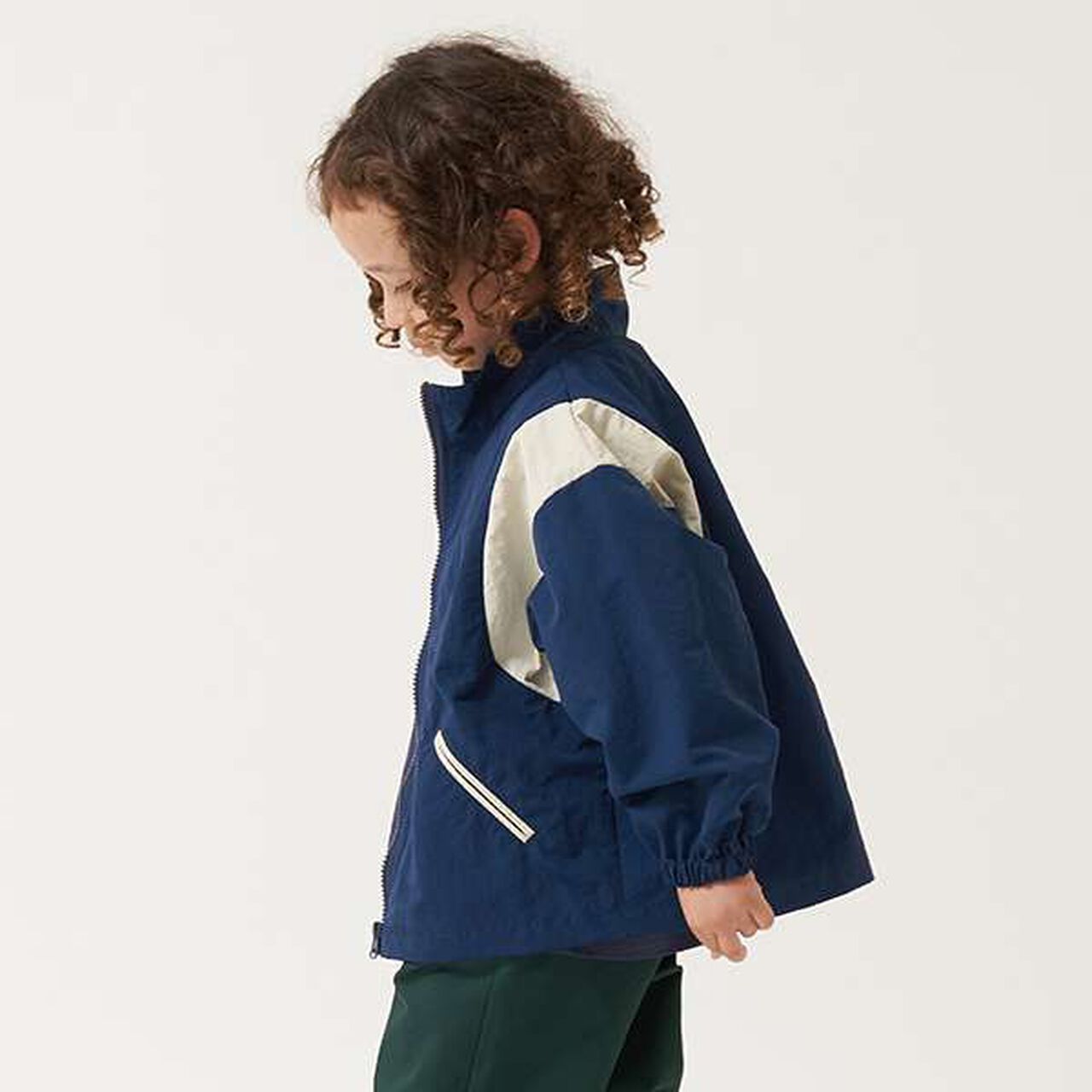 Water-Resistant Color Block Windbreaker,Deep red, large image number 2