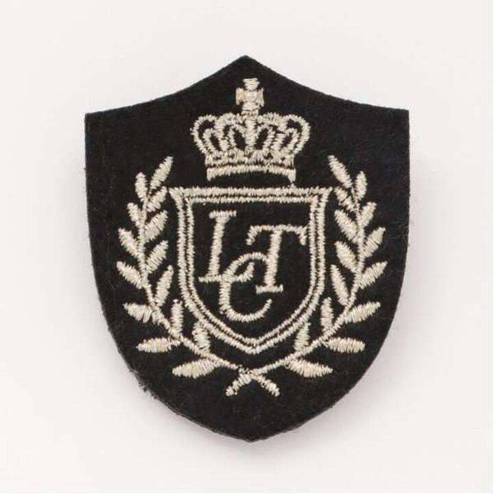 Graduation Attire Bolero Jacket with Emblem,Light beige, medium image number 9