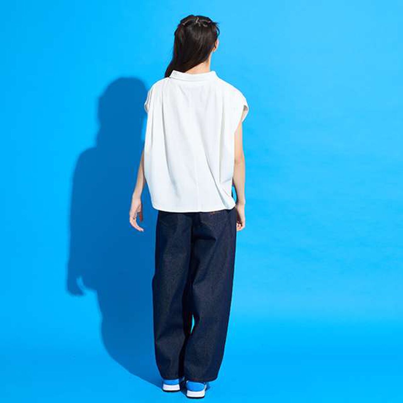 [AMI] Belted Barrel Silhouette Pants,Light blue, large image number 3