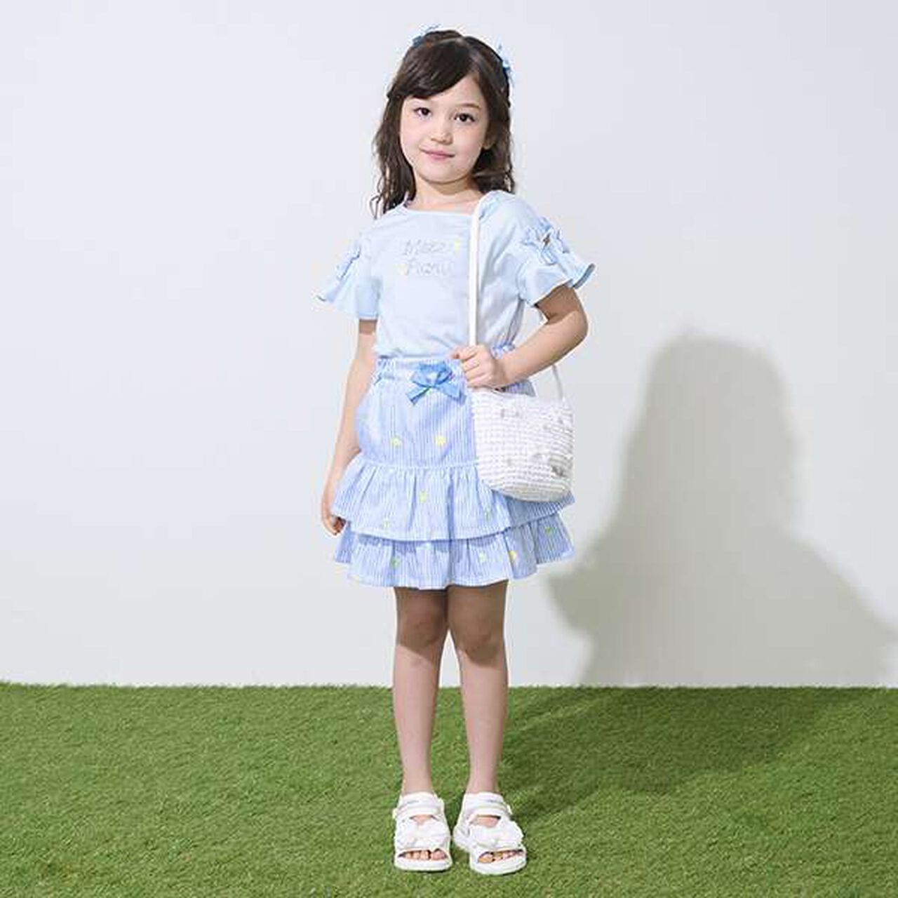 Woven-Style Pouch Bag,Light beige, large image number 2