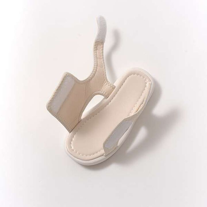 Easy-to-Wear Open Mesh Flat Sandals,Ivory, medium image number 4