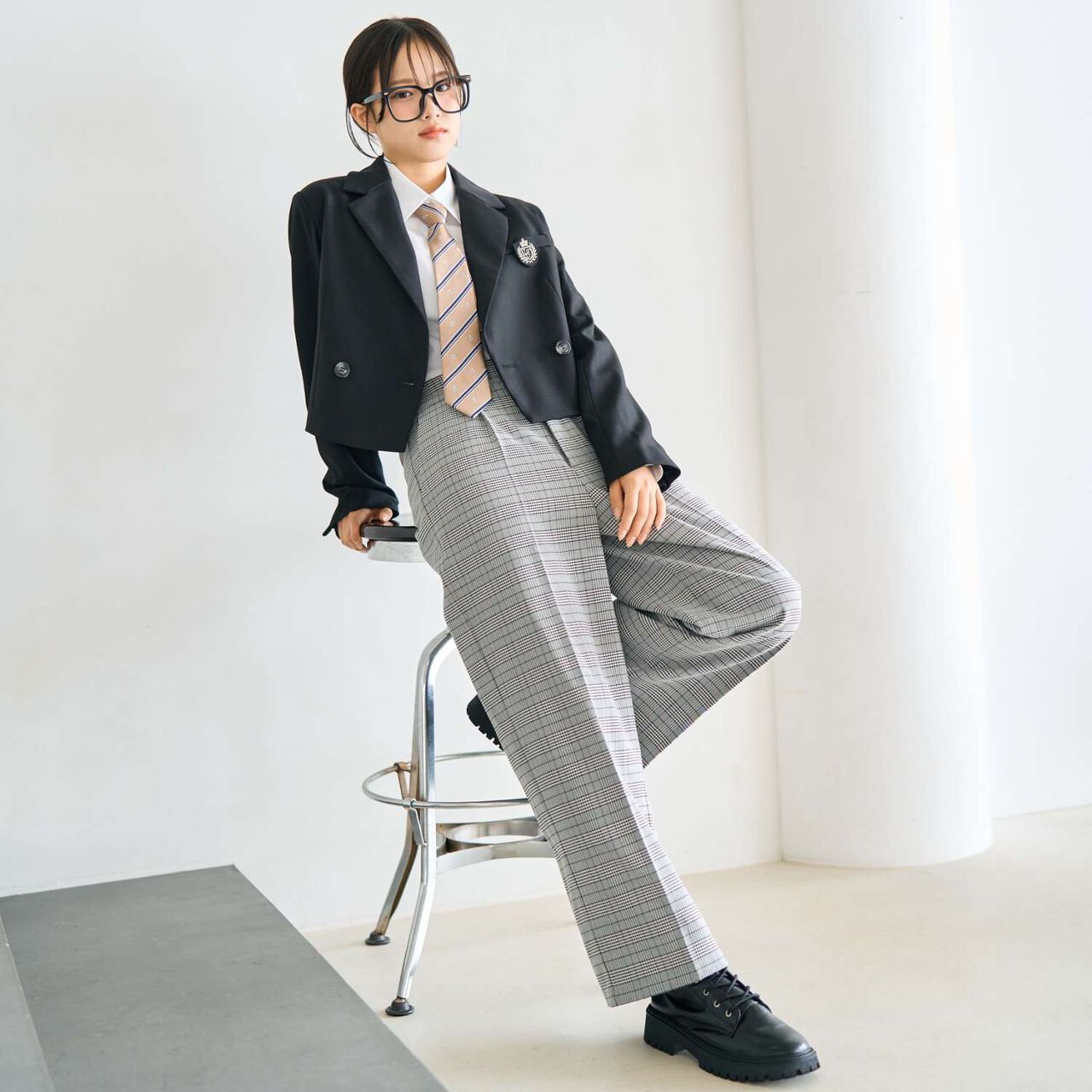 [Graduation Attire] Tuck Wide Pants,Black, large image number 1