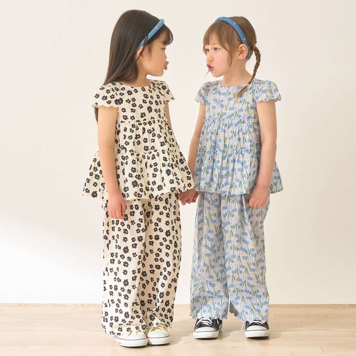 Assorted All-Over Pattern Tiered Blouse & Scallop Trim Pants Set,Emerald green, medium image number 38