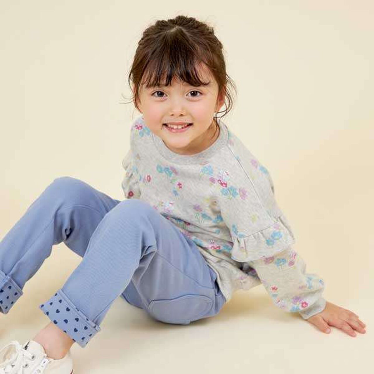 [Made in Japan] Rabbit All-Over Pattern Sleeve Frill Sweatshirt (120-130),Off white, large image number 10