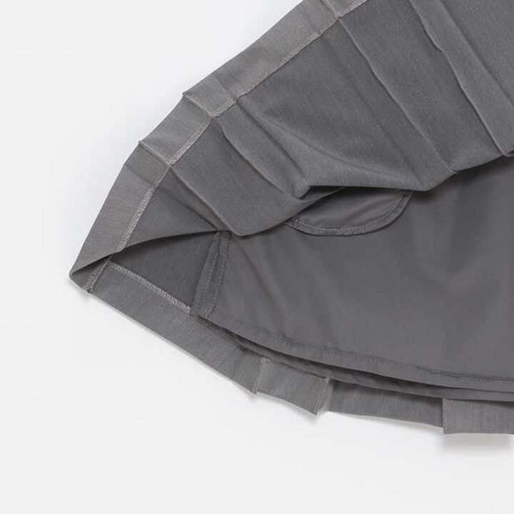 Pleated Skirt with Heart Buckle Belt (with Spats),Beige, medium image number 5