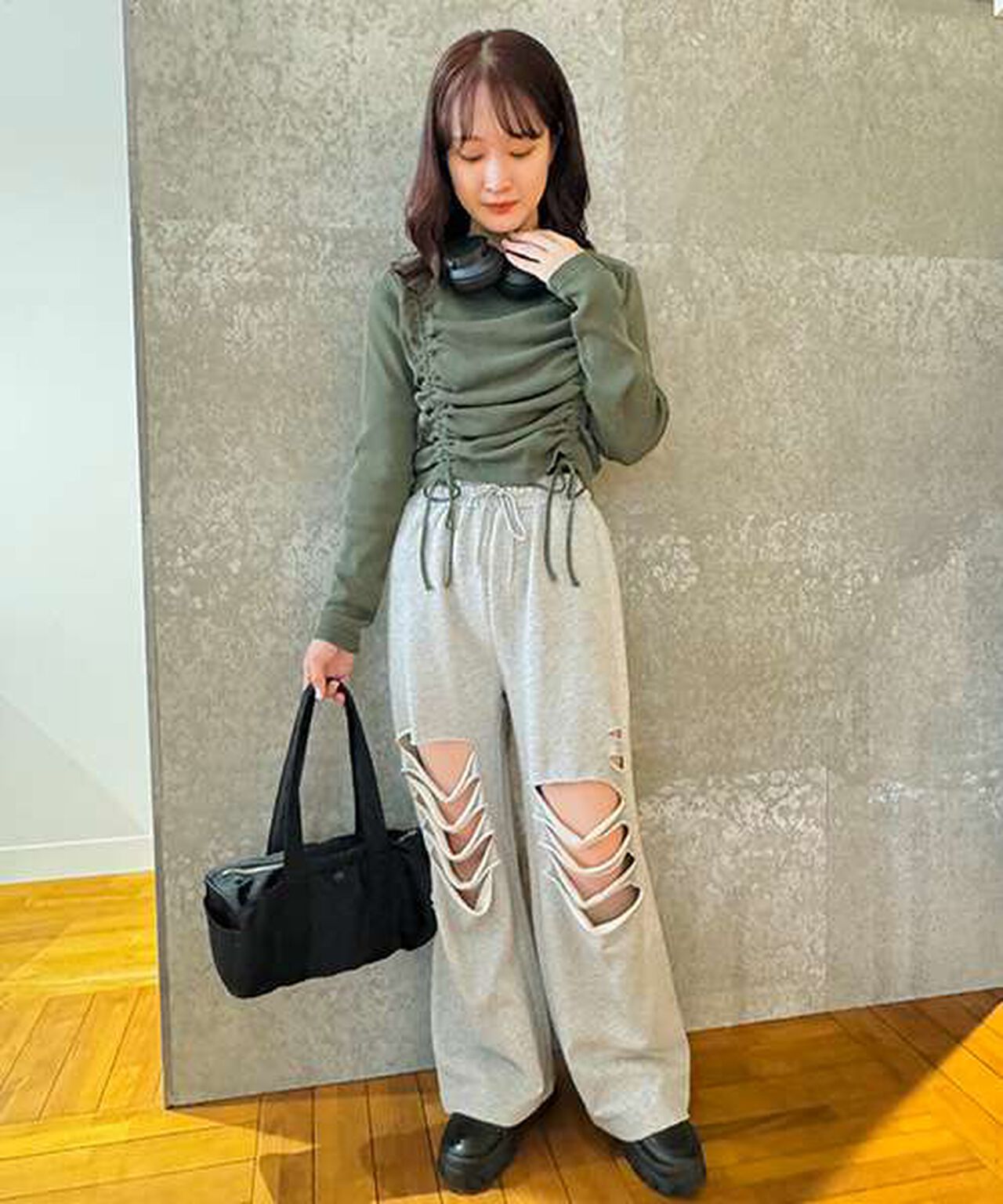 Damage Sweatpants,Charcoal gray, large image number 10