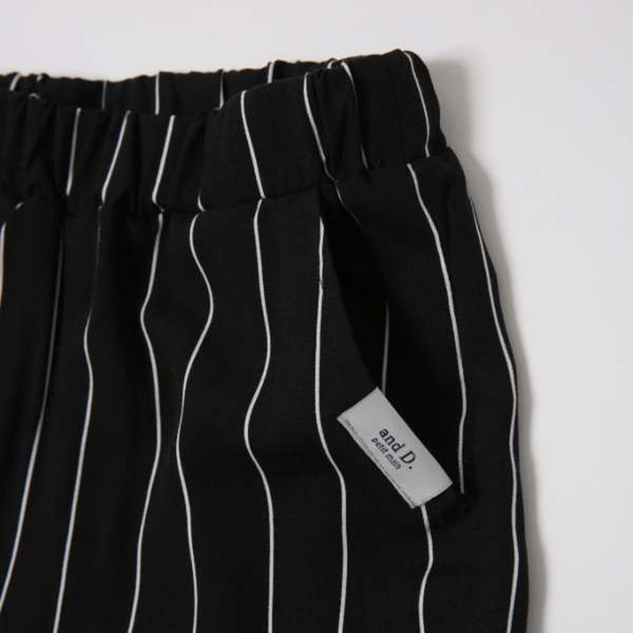 [Cool Touch] Relaxed One-Mile 7/8 Pants,Charcoal gray, large image number 9