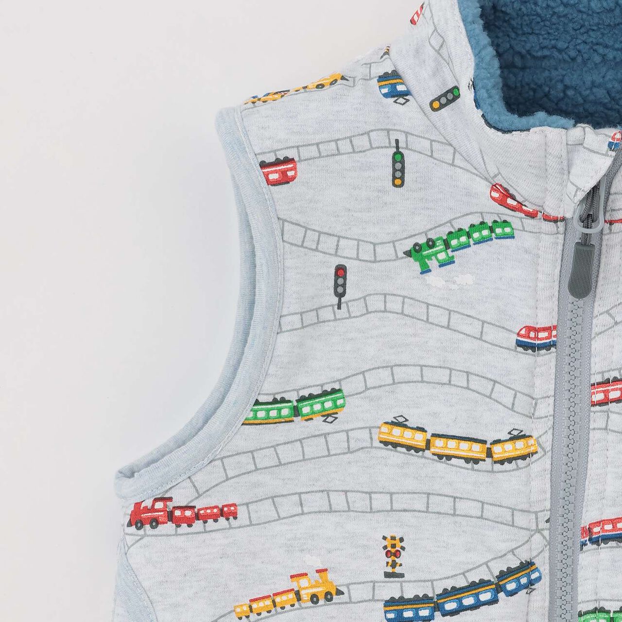 Train Reversible Boa Vest,Off white, large image number 15