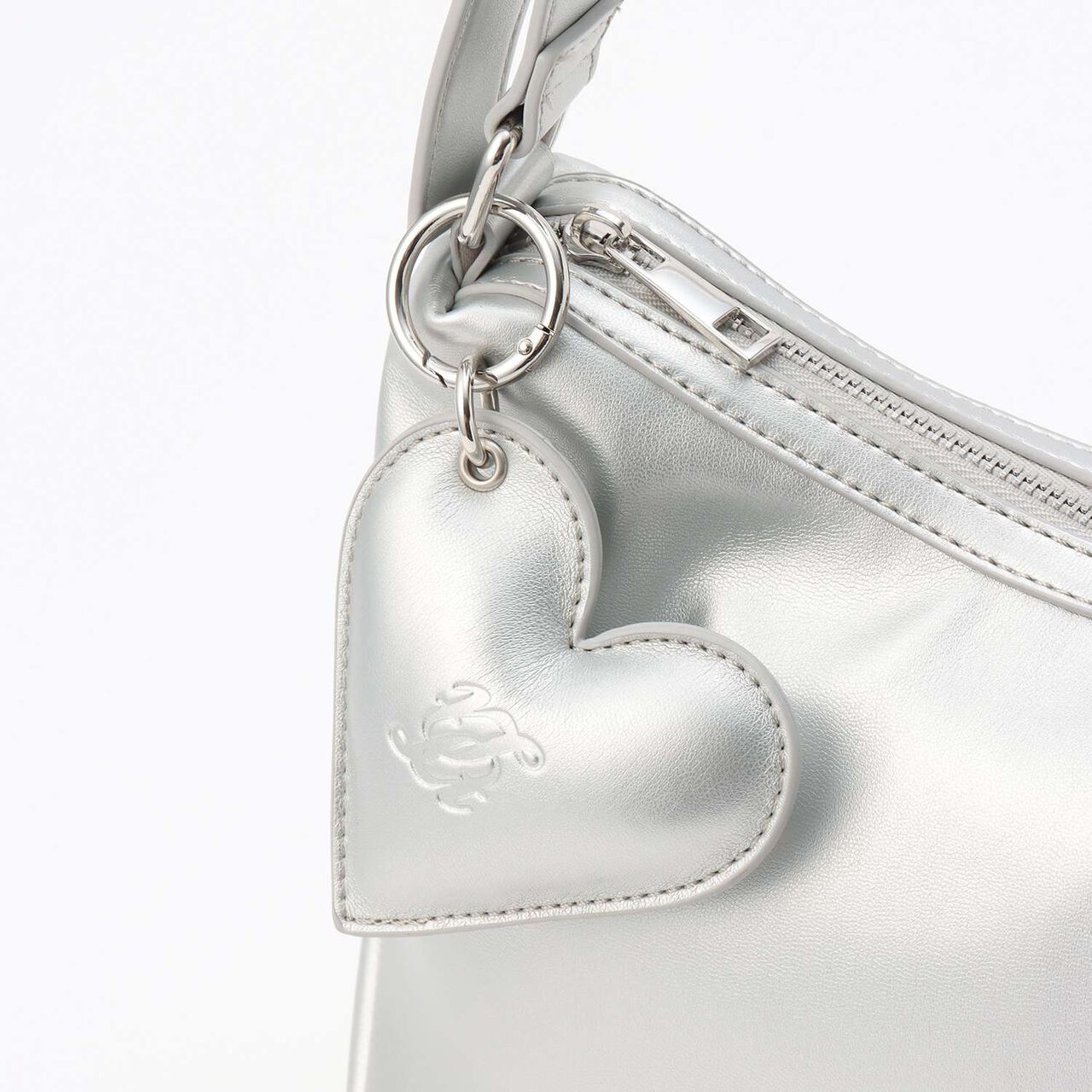 Charm-Embellished Faux Leather Shoulder Bag,Ivory, large image number 7