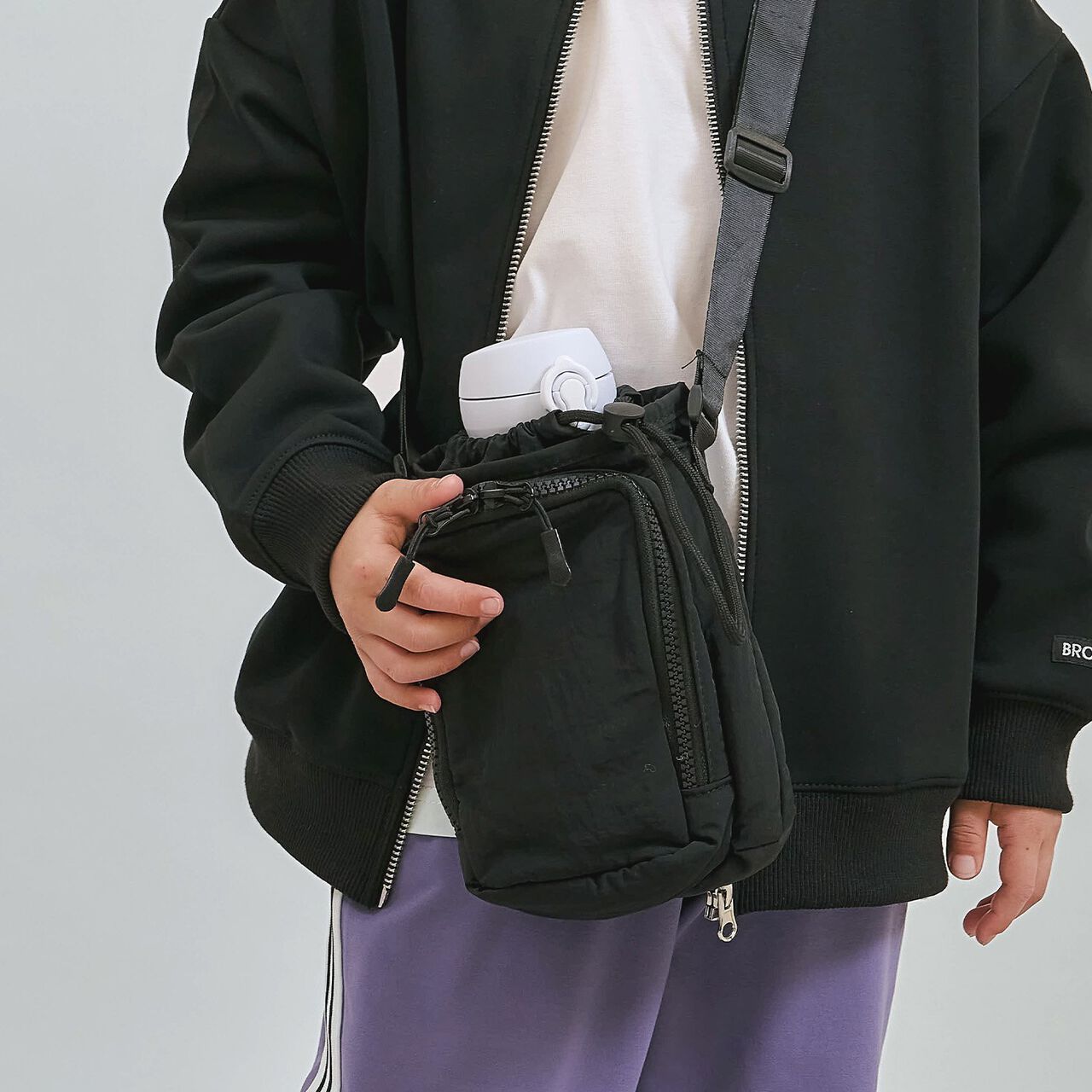 [School-Ready] Bottle Cover with Pockets,Black, large image number 0