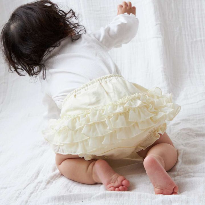 KP Bunny Ear Gift Bag Set: Bib & Bloomers,Off white, medium image number 3