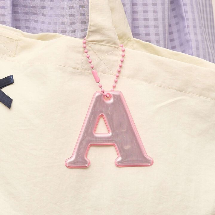 [For Preschool Use] [Safe] Alphabet Reflective Charm,, medium