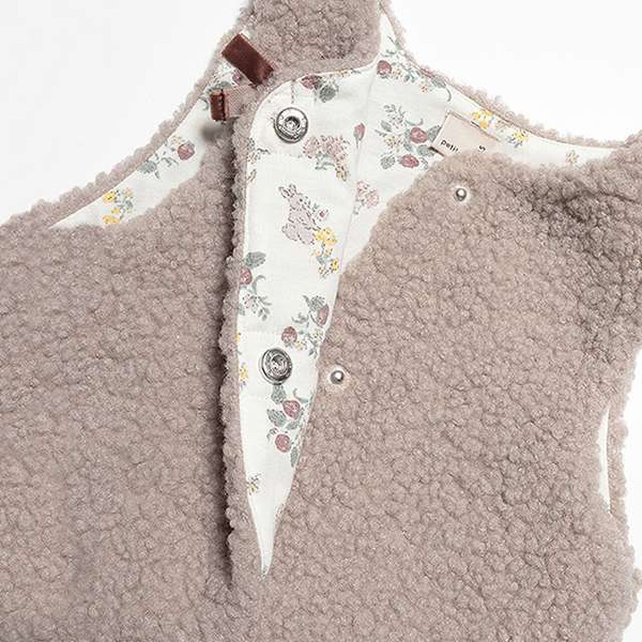 Boucle Boa Vest,Mocha tea, large image number 11