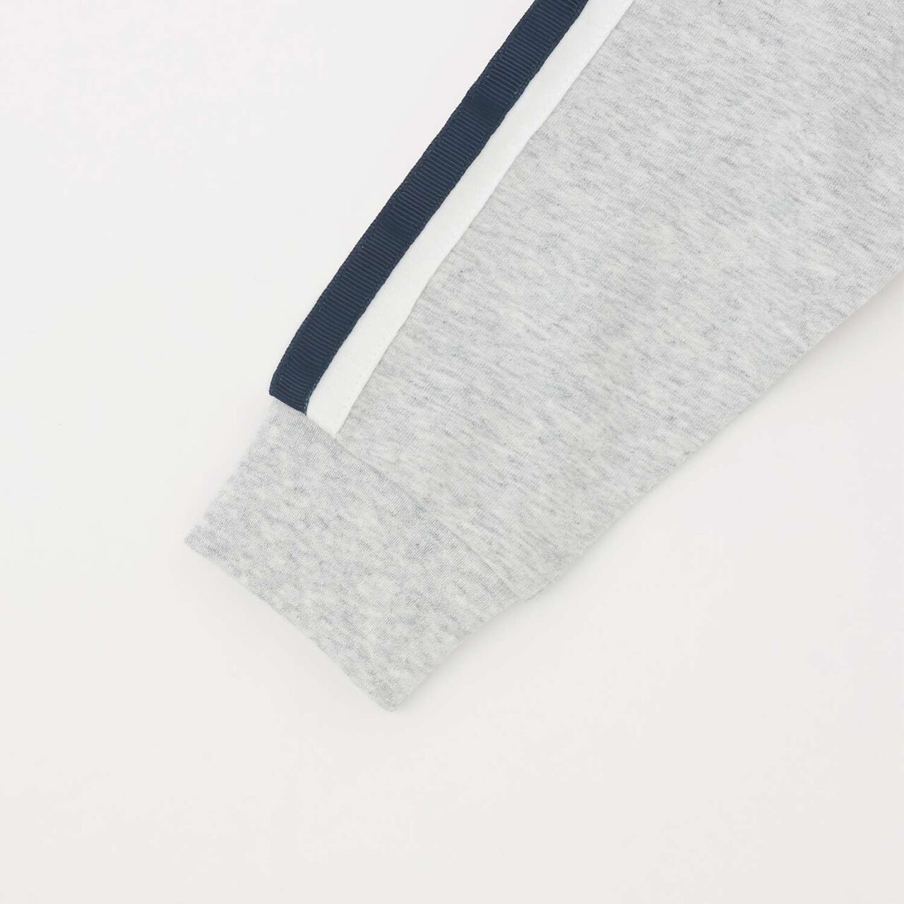 Dinosaur Appliqu&eacute; Sleeve Line Long-Sleeve T-Shirt,Top gray, large image number 3