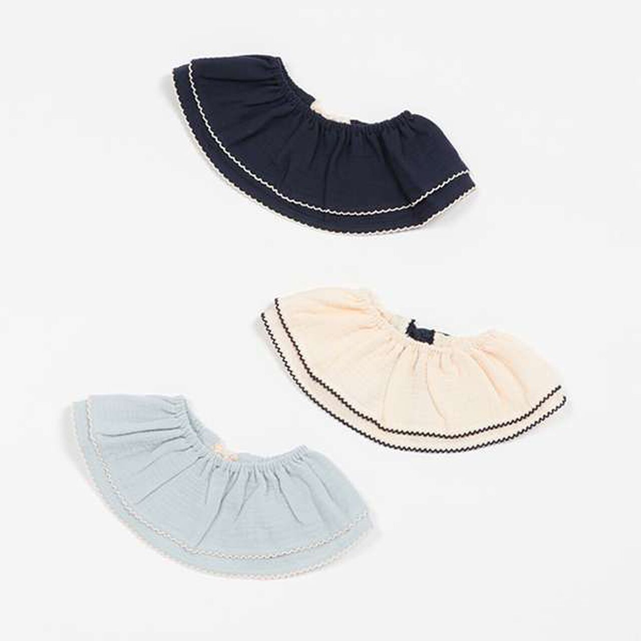 Frill Collar Bib with Pikomi Shin,Navy, large image number 9