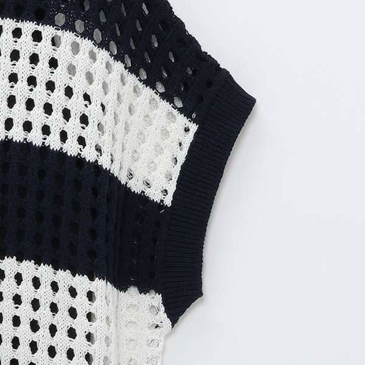[AMI] Mesh Striped Knit + Inner Wear Set with Cups,Black, large image number 14