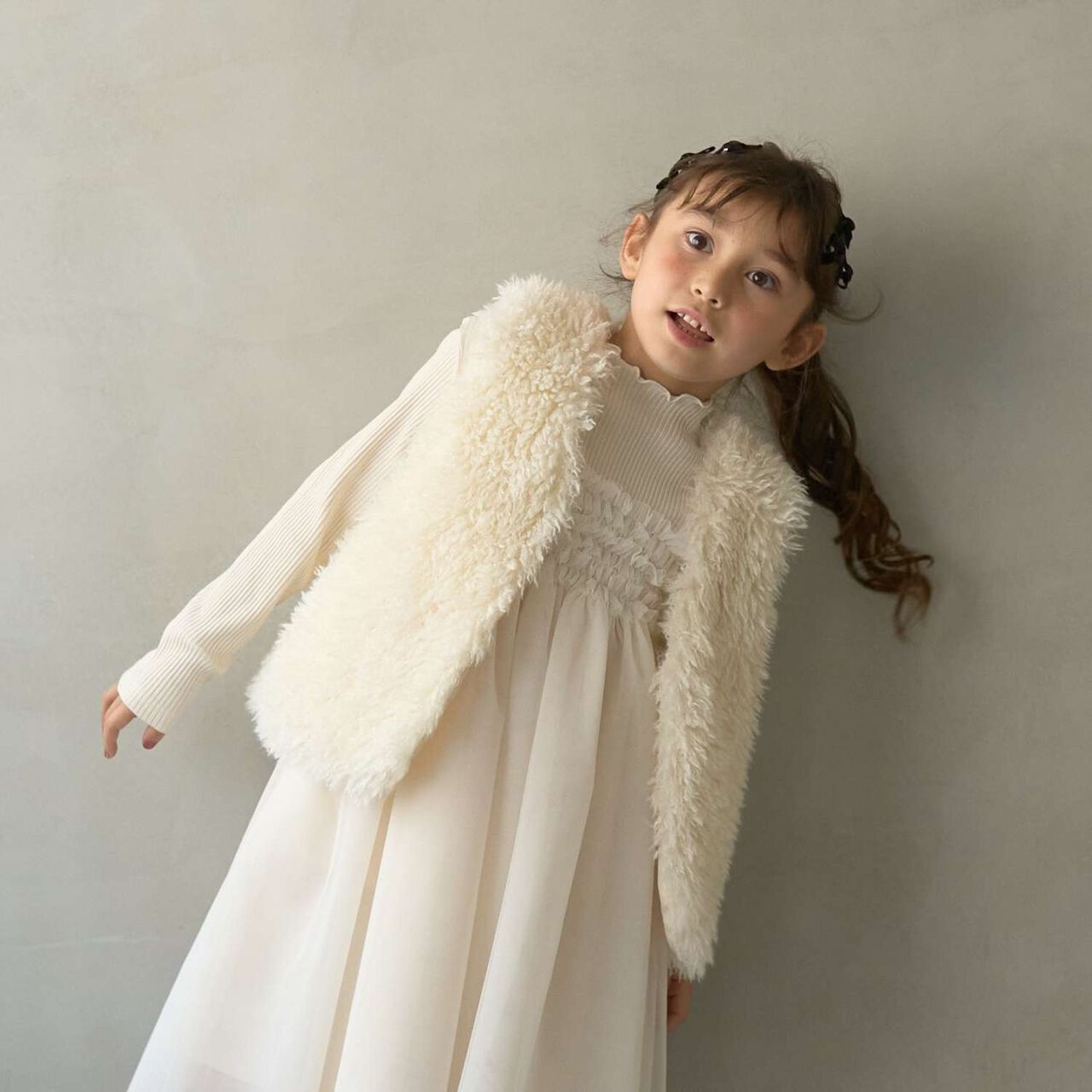 [Halloween] Fluffy and Soft Fur Vest,Greige, large image number 1