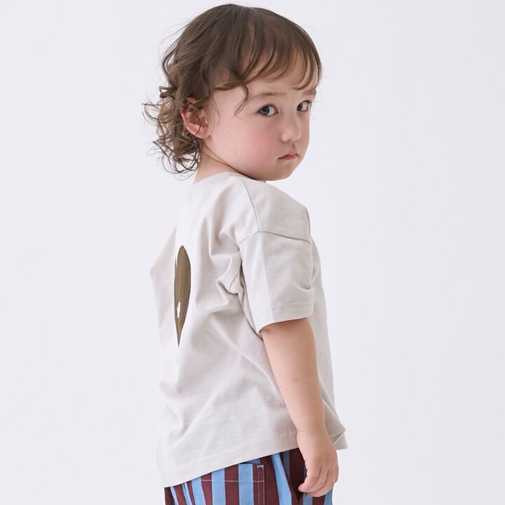 [Cool Touch] Back Appliqu&eacute; Short Sleeve T-Shirt,Beige, medium image number 5