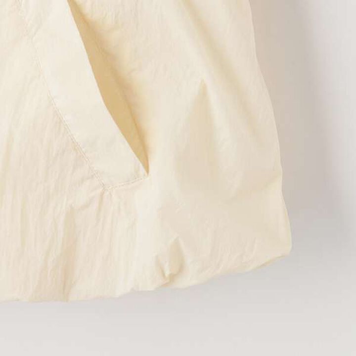 [AMI] Water-Repellent Hooded Balloon Light Bomber Jacket,Ivory, medium image number 16