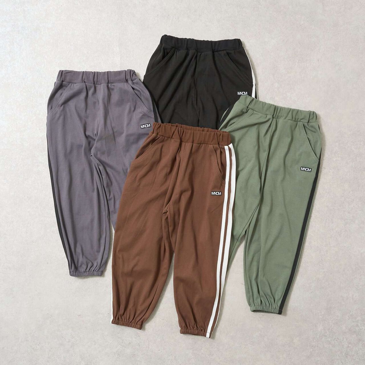 [MNCM] [Coordinatable Setup] [Kaiteki Tenjiku] Oversized Silhouette Side Line Pants,Dark brown, large image number 12