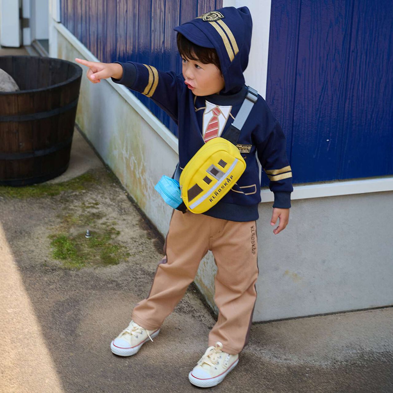 Train Sling Bag,Yellow, large image number 9