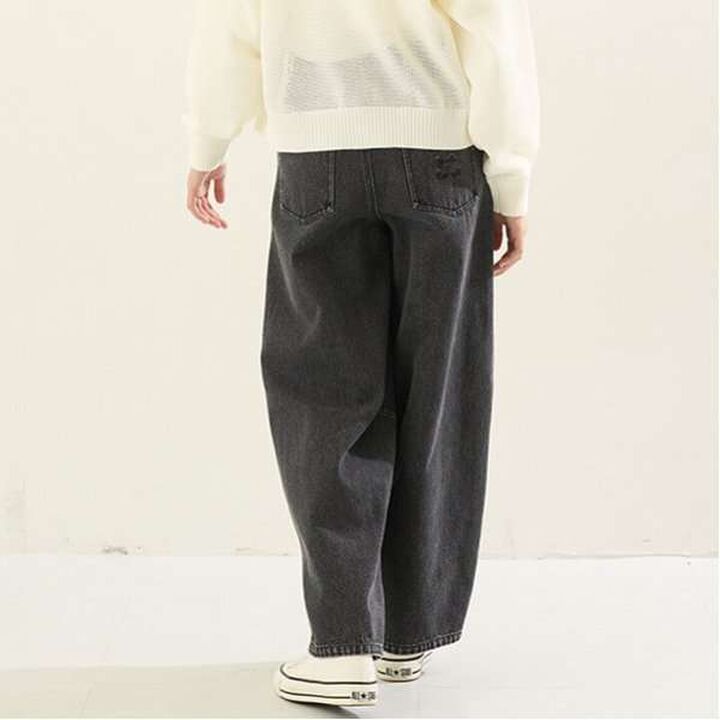 [AMI] Belted Barrel Silhouette Pants,Light blue, medium image number 5