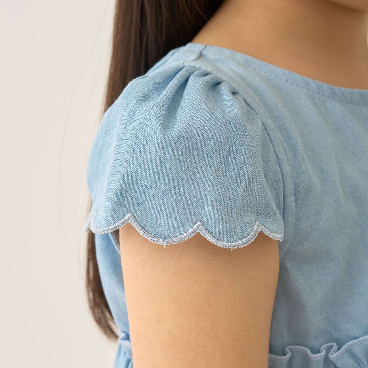 Assorted All-Over Pattern Tiered Blouse & Scallop Trim Pants Set,Emerald green, large image number 34