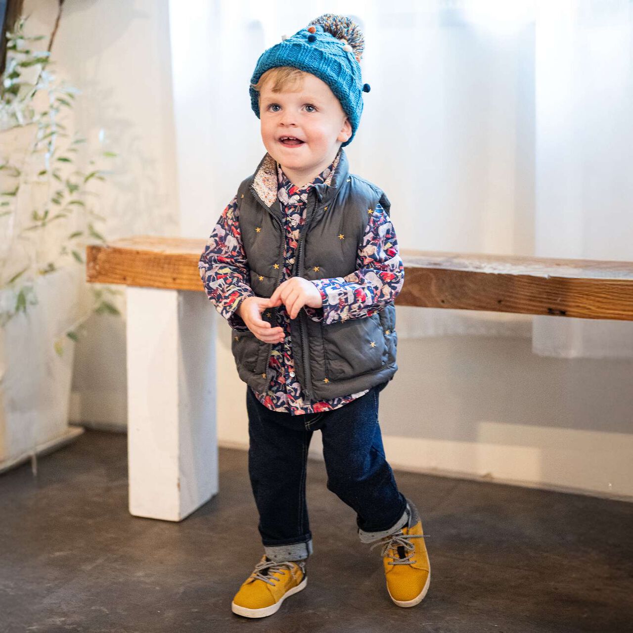 Bubbly Knit Beanie,Pearl white, large image number 4