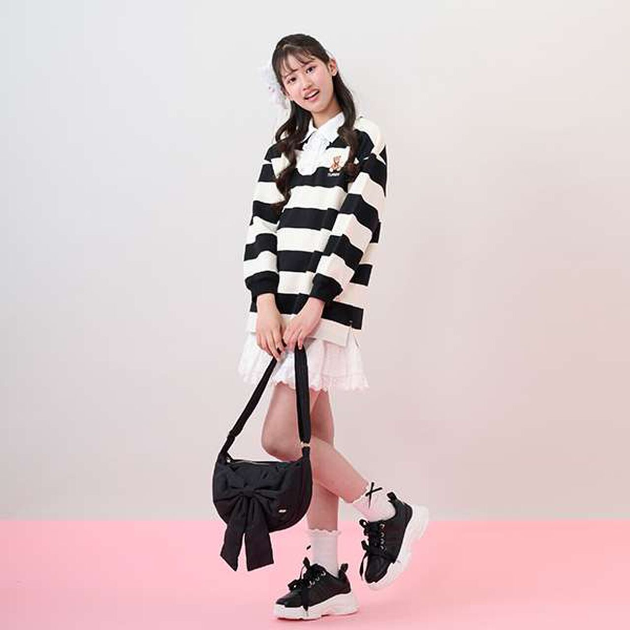 Fluffy Ribbon Crescent Shoulder Bag,Black, large image number 15