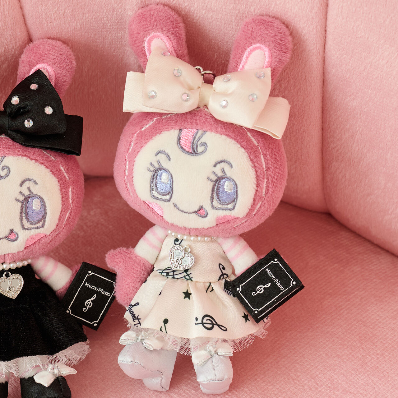 Performance Belle Doll Charm♪,Off white, large image number 0