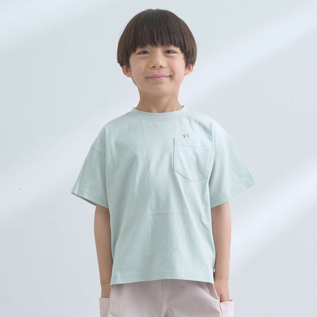 [Stain Resistant, Quick Dry & UV] Comfortable Jersey Loose Fit Basic T-Shirt with Easy Name Tag Attachment,Light green, large image number 0